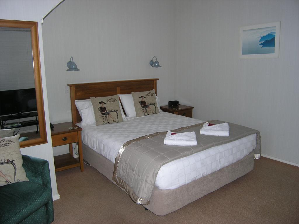 Bucket Tree Lodge Tawa Dış mekan fotoğraf